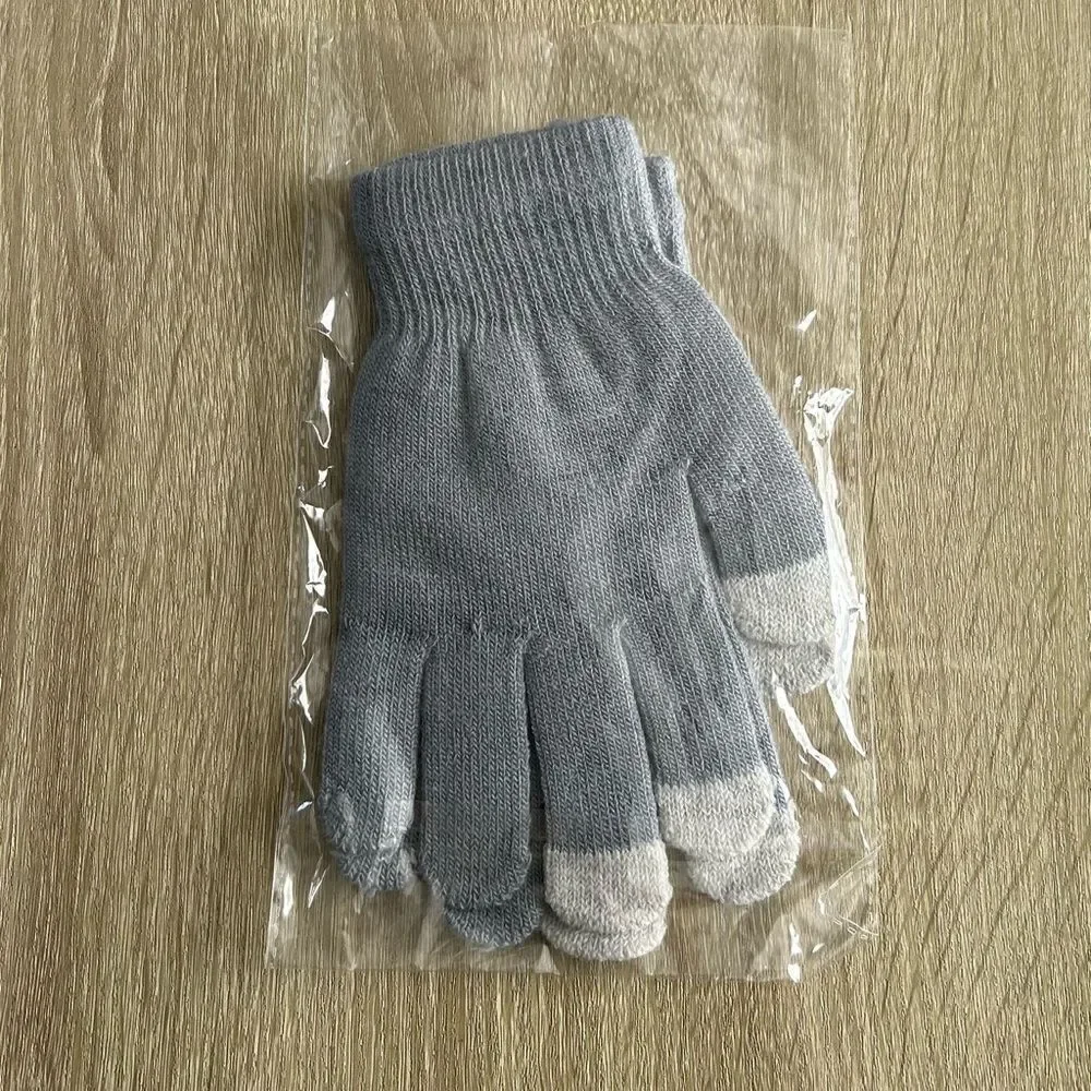 NWT … Kid’s THE TOUCH GLOVES “Touchscreen” Gloves